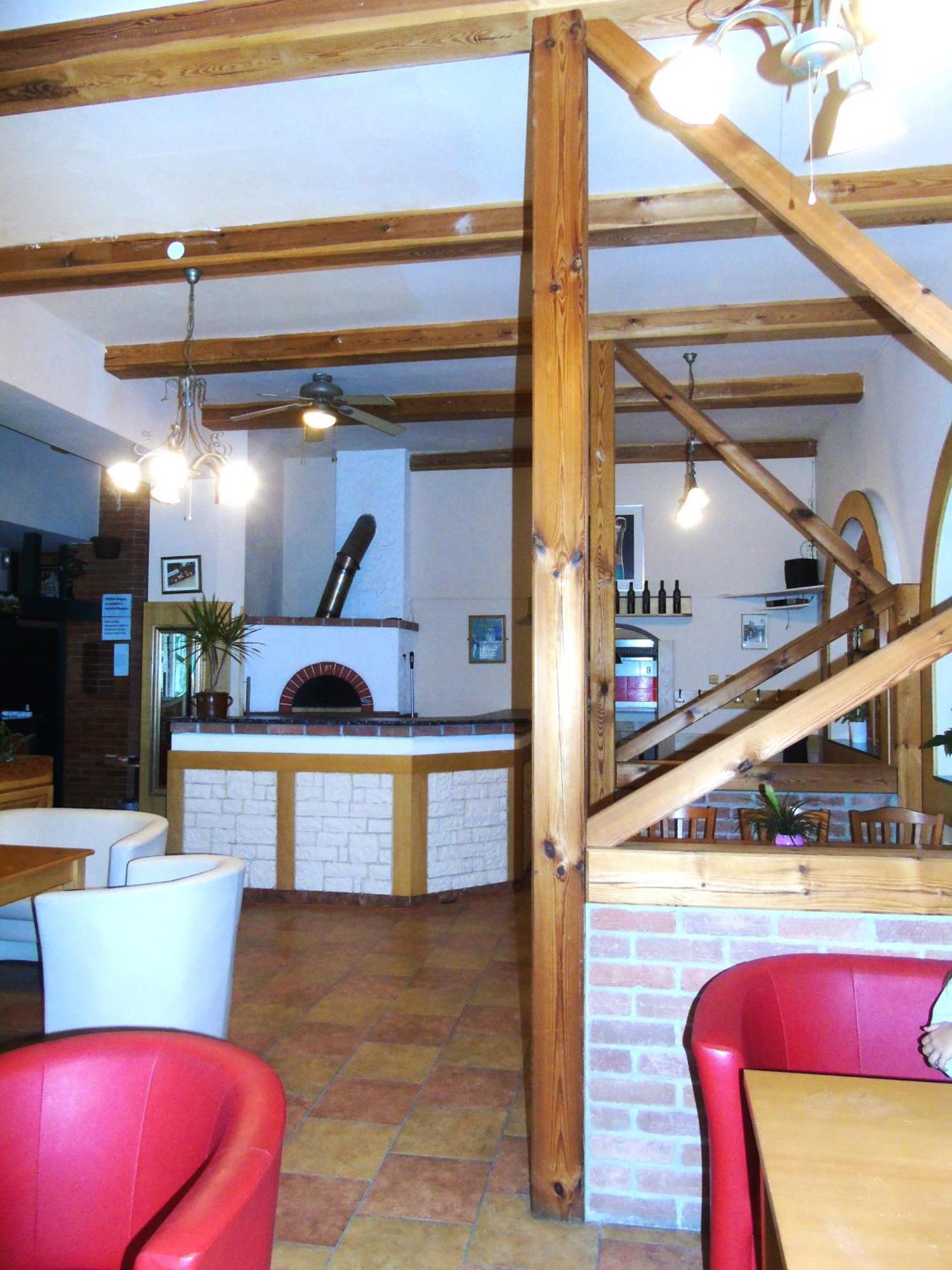 Toris Inn Trzyniec Zewnętrze zdjęcie