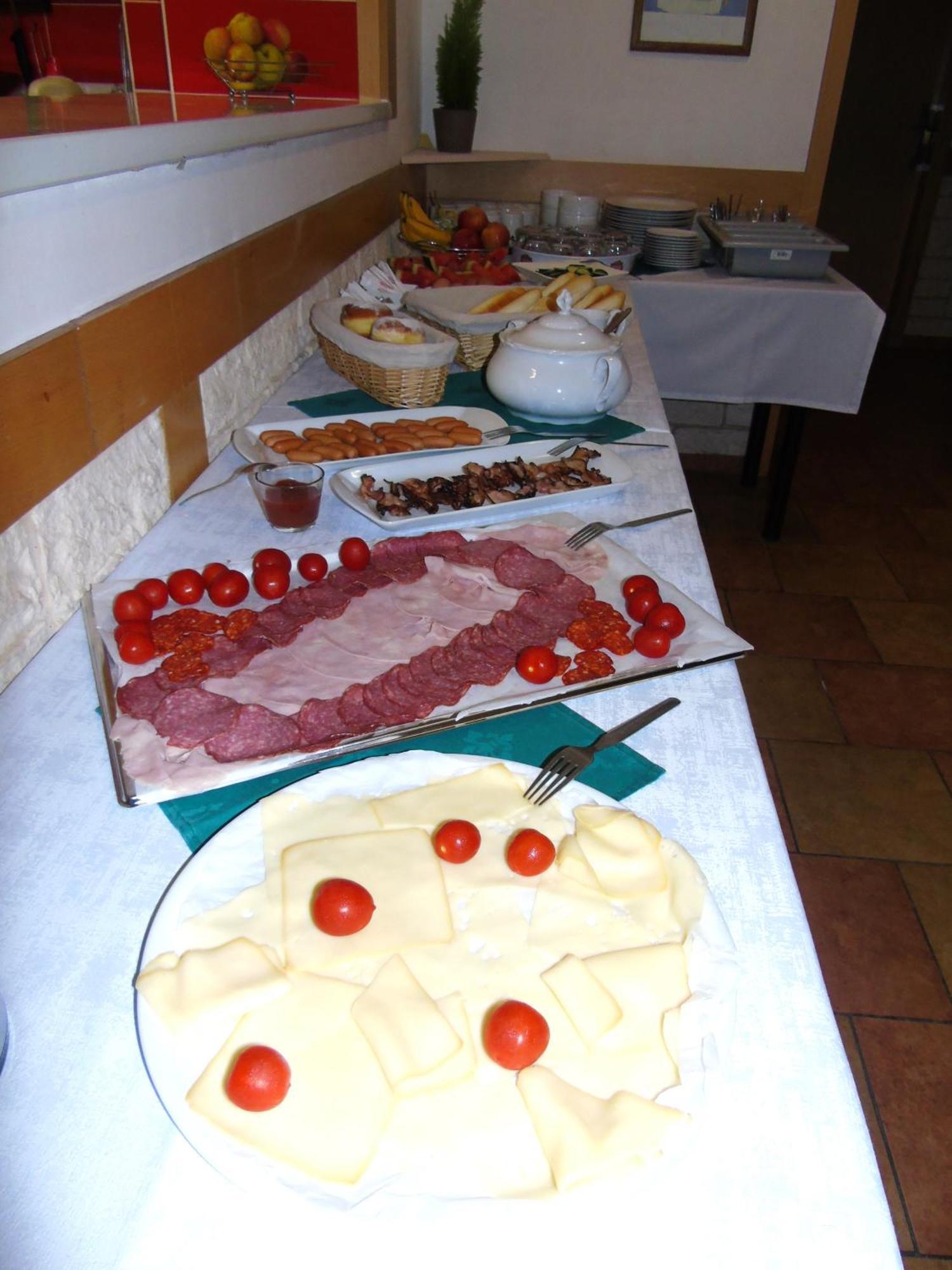 Toris Inn Trzyniec Zewnętrze zdjęcie