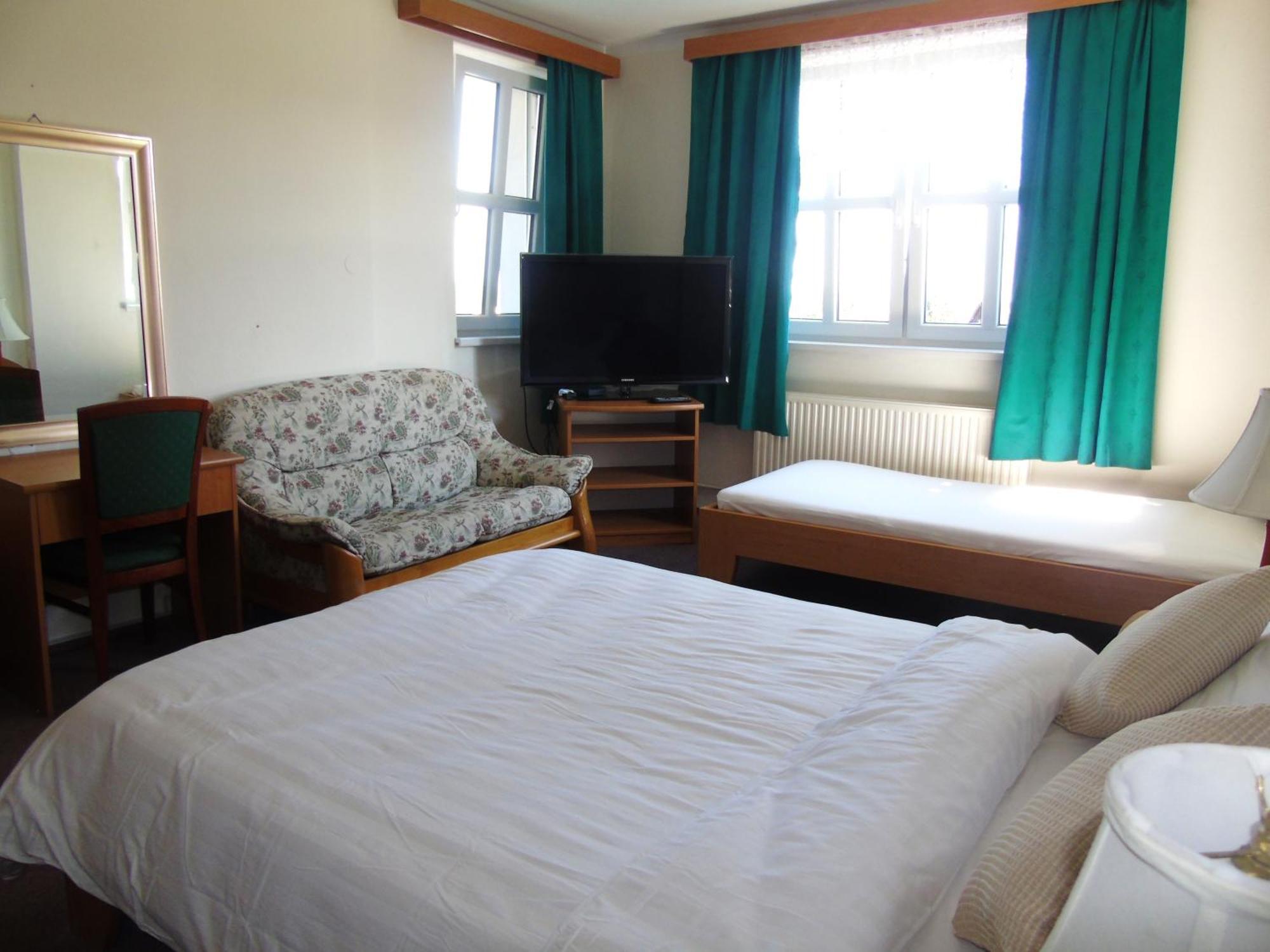 Toris Inn Trzyniec Zewnętrze zdjęcie